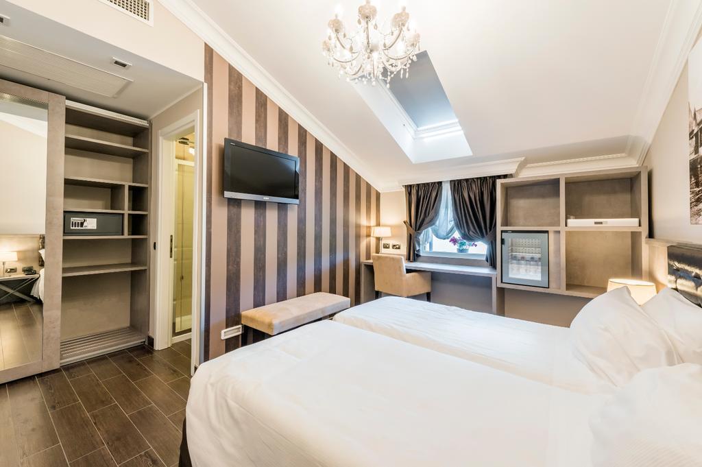 Hotel Il Corazziere Merone Εξωτερικό φωτογραφία